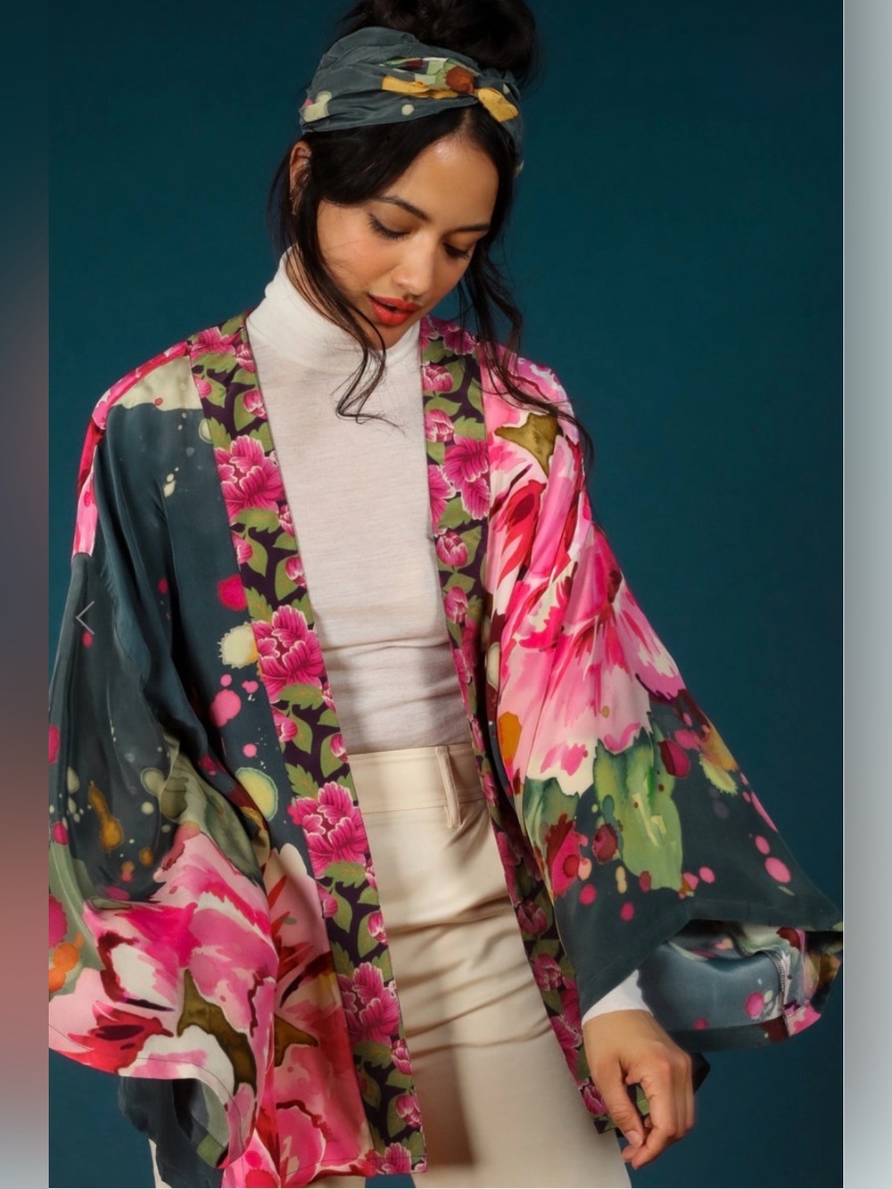 Powder Kimono Jacket - Peony